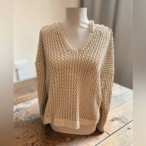 NWT Maurices Sz Large Crochet Knit Open Weave Hooded Lightweight Creamy Beige